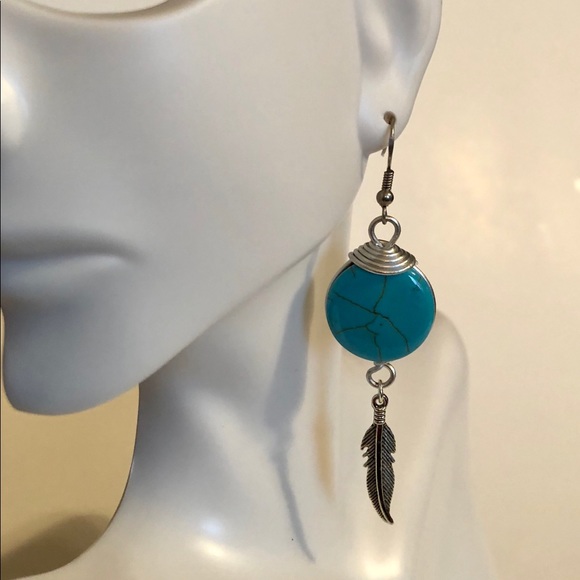Handmade Dangle Earrings Aqua & Silver Tone NWT - Picture 2 of 4